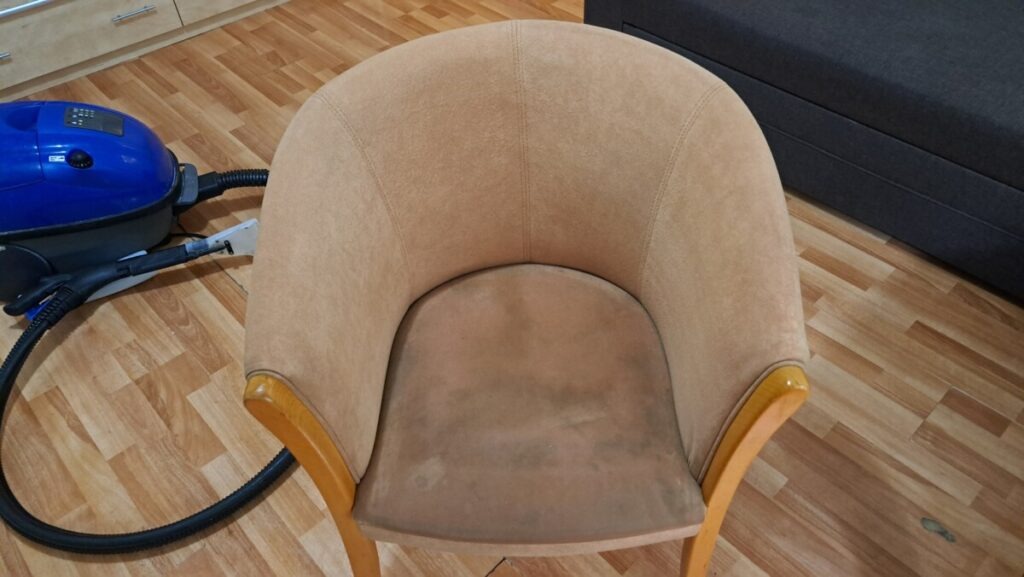 curatare canapele saltele fotolii tapiterie oradea