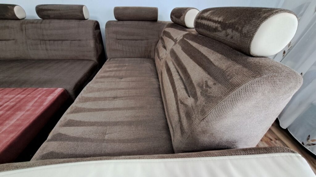 curatare tapiterie canapele saltele fotolii mochete igienizare aburi