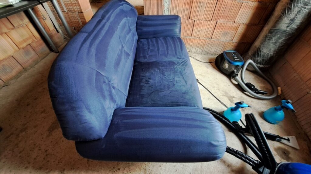 curatatorie canapea cu aburi spalare si igienizare