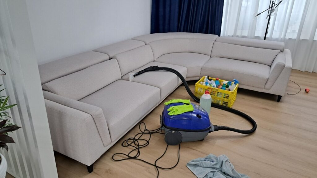 spalatorie pentru canapele cu aburi , curatatorie canapea cu aburi , igienizare curatare spalare